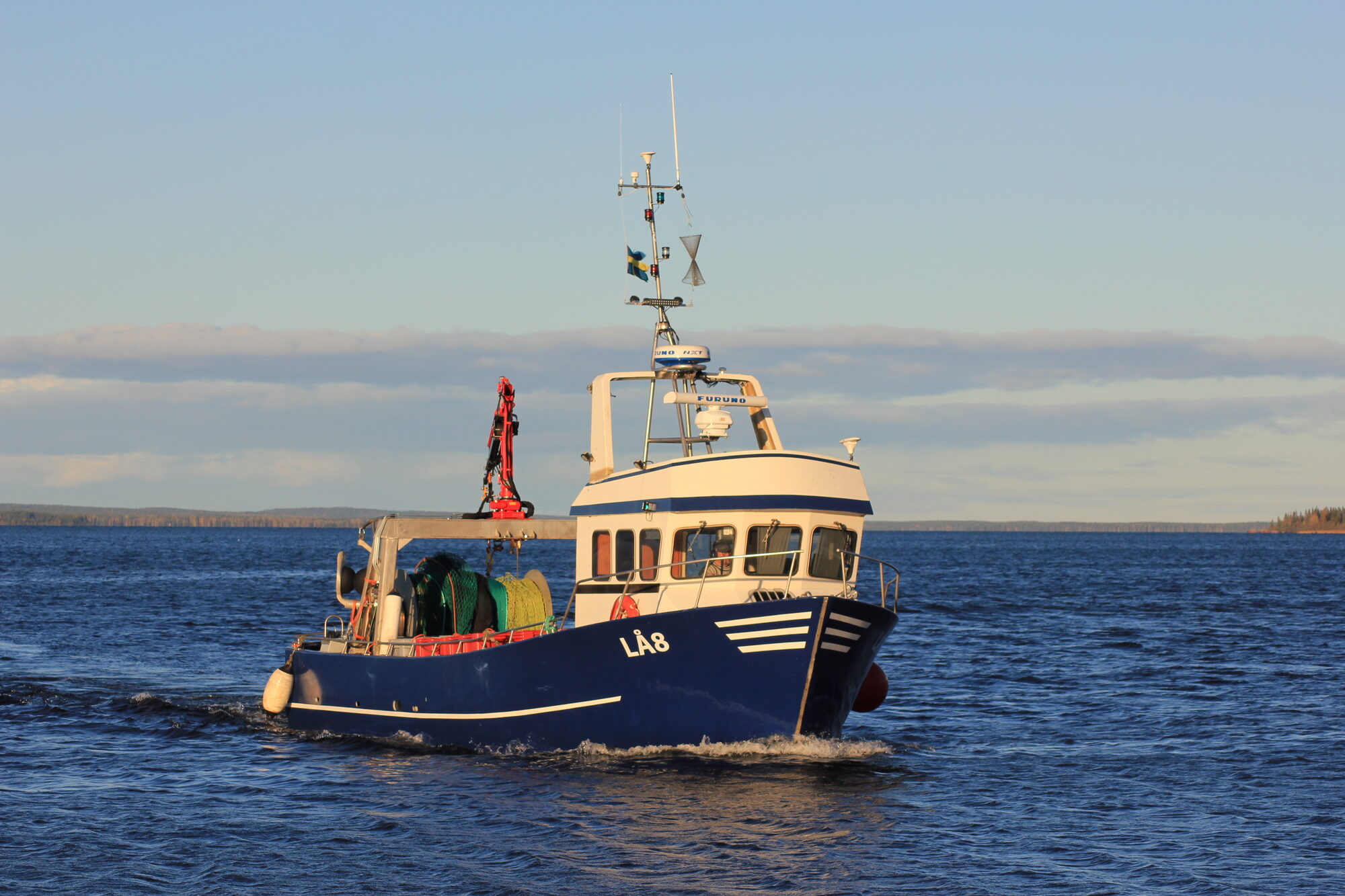 Fiskebåten på Bottenviken i kvällssol